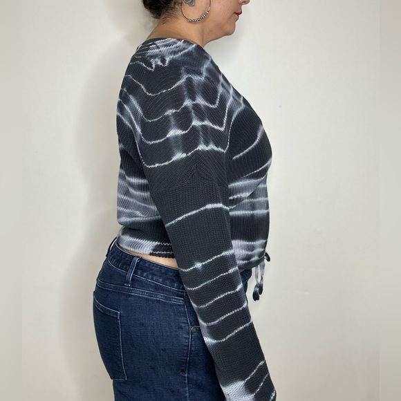 Gabrielle Union for NY&Co Off Shoulder Tie Dyed Knit Sweater - Picture 4 of 5